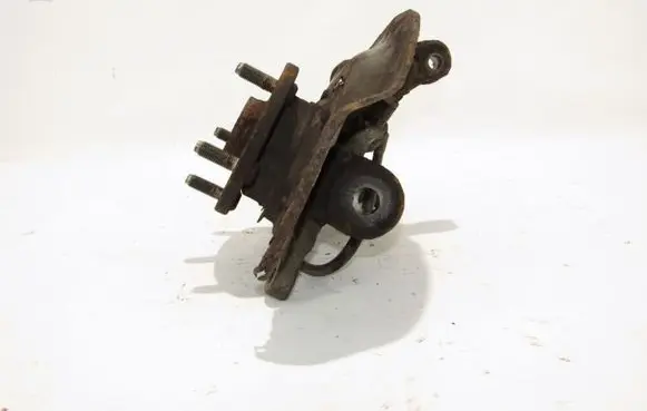Toyota RAV 4 (XA20) Front wheel hub