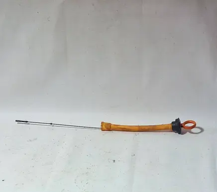 Volkswagen Jetta V Oil level dip stick 