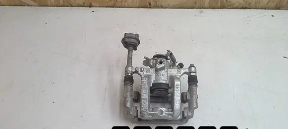 Opel Astra J Rear brake caliper