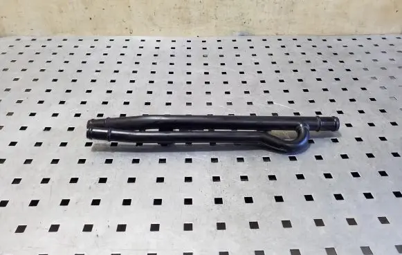 Porsche Cayenne (92A) Engine coolant pipe/hose 7P6121070AP 7P6121065AC