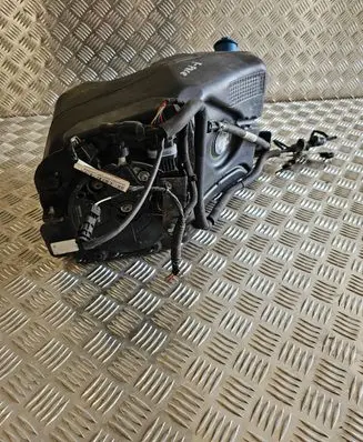 Jaguar F-Pace AdBlue liquid reservoir HK835J228AF X7611405182233