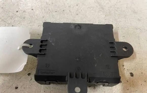 Jaguar XF X250 Door control unit/module 1001261201 AH2214D620AA