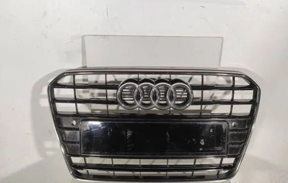 Audi A5 8T 8F Front bumper upper radiator grill 8T0853651G 8T0853651H