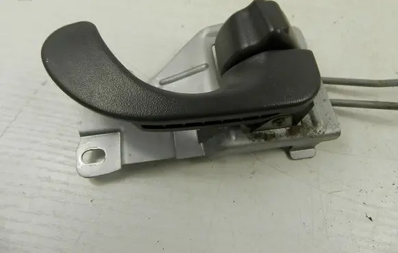 Mitsubishi Lancer Rear door interior handle 