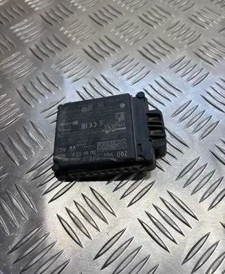 Volkswagen T-Roc Distronic sensor radar 2Q0907561J A2C78211701 2Q0907572D