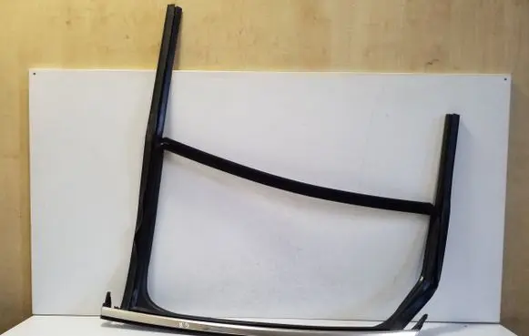 Audi A6 S6 C8 4K Rubber seal rear door window/glass 4K5839432