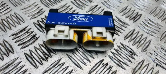 Ford Galaxy Coolant fan relay 7M0000317C