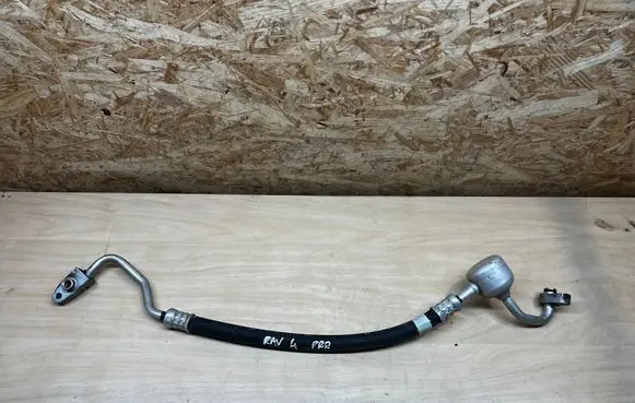 Toyota RAV 4 (XA50) Air conditioning (A/C) pipe/hose 2E262