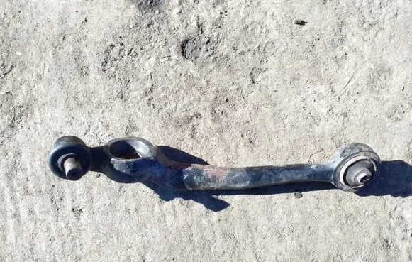 Audi A6 S6 C4 4A Front lower control arm/wishbone 4A0407158B