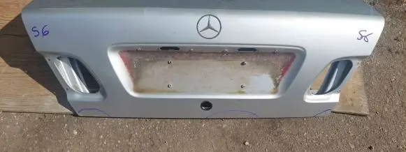 Mercedes-Benz E W210 Tailgate/trunk/boot lid