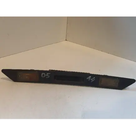Audi A4 S4 B6 8E 8H Trunk door license plate light bar 8P48275743FZ