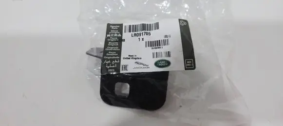 Land Rover Range Rover Velar Fender mounting bracket J8A216A143AA LR091705