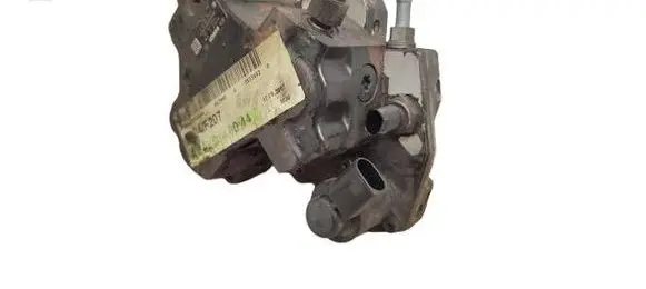 Mercedes-Benz C AMG W204 Fuel injection high pressure pump A6420100044 7204E207