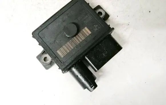 BMW 7 F01 F02 F03 F04 Glow plug pre-heat relay 0522140102 0004796800