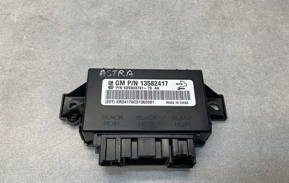 Opel Mokka Seat control module 13582417