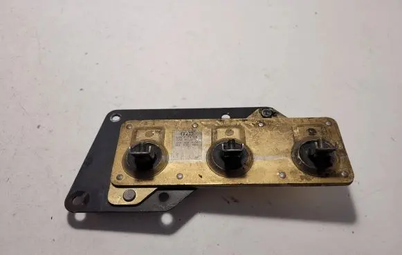 Audi 80 90 S2 B4 Coolant fan relay 4A0959493A R3R35R65 CGSR1392