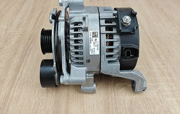 BMW 5 G30 G31 G38 Generator/alternator 8634166