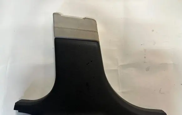 BMW 5 GT F07 (B) pillar trim (bottom) 4222564