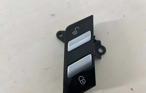 Central locking switch button