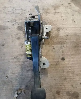 Renault Scenic IV - Grand scenic IV Clutch pedal 465039052R 071949