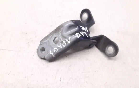Hyundai i30 Front door lower hinge 