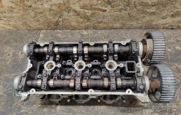 Hyundai XG Engine head 