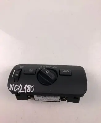Volvo V40 Light switch 30739424