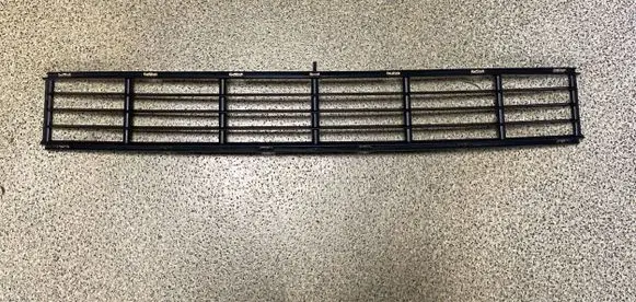 Front bumper lower grill
