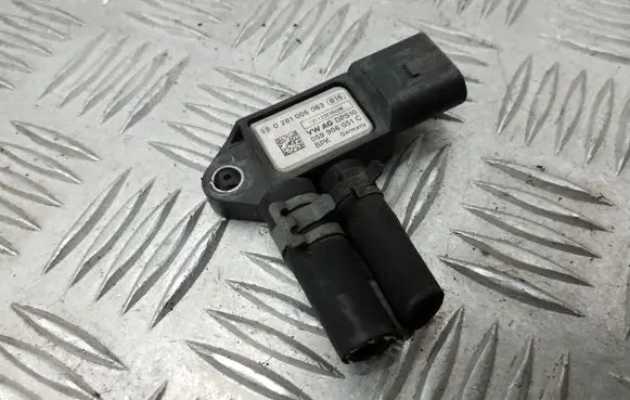 Audi A1 Exhaust gas pressure sensor 059906051C
