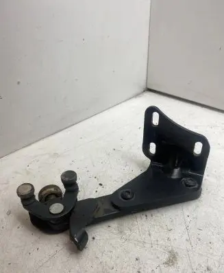 Volkswagen Caddy Sliding door lower roller guide/hinge 2K0843398A