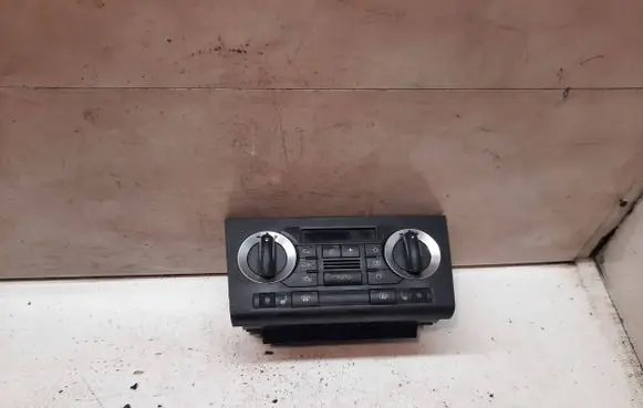 Audi A3 S3 8P Climate control unit 8P0820043N 412206018040