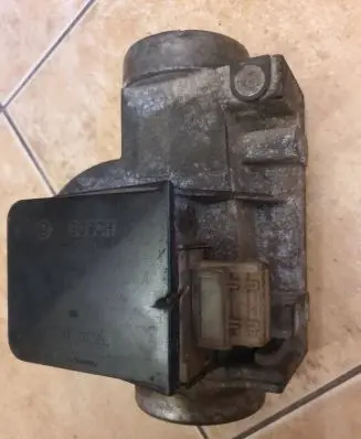 Audi A6 S6 C4 4A Mass air flow meter 0281002074 4A0133471