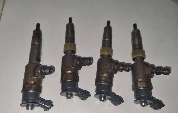 Ford Focus Fuel injector 0445110489