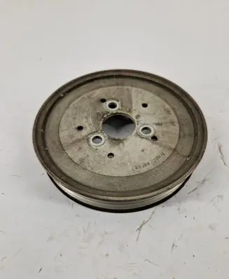 Audi A6 S6 C6 4F Power steering pump pulley 06C145255