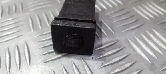 Volkswagen Golf III Windscreen/window heater switch 1h5959621 1h6959621
