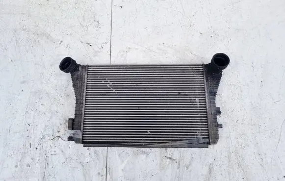 Volkswagen Golf V Intercooler radiator