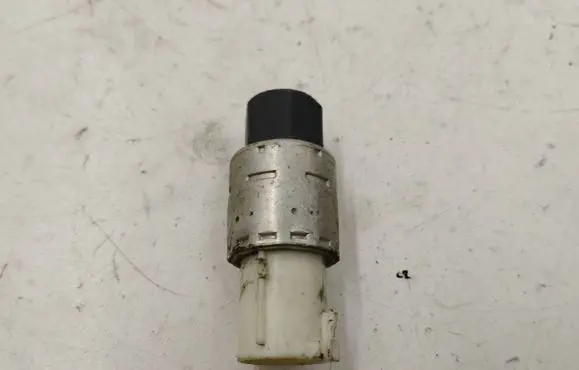 Ford Transit - Tourneo Connect Air conditioning (A/C) pressure sensor 96bw19e561aa