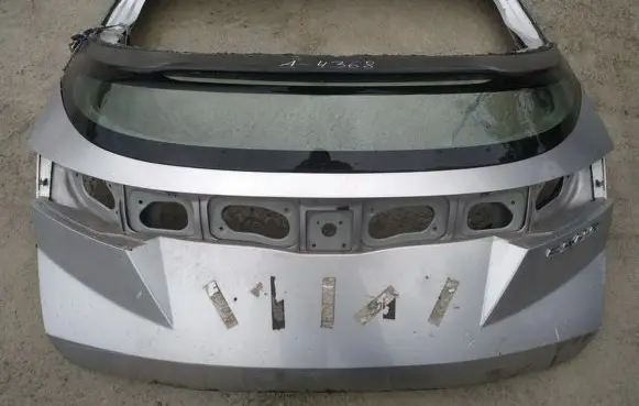 Honda Civic Tailgate/trunk/boot lid pilkos