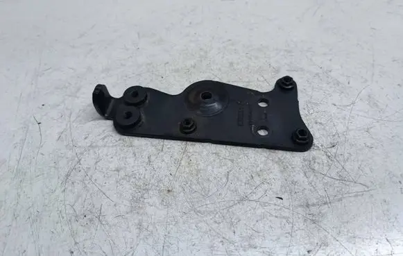 Land Rover Range Rover Sport L494 other engine part 9X2Q17K078CA
