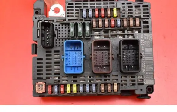Peugeot 508 RXH Fuse box set 9674922180