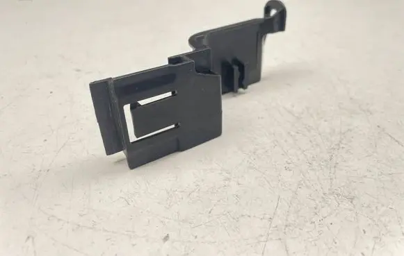 BMW 3 E90 E91 Rear glass lock/latch 58650910