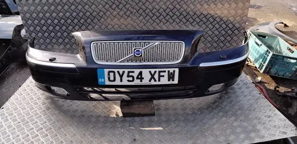 Volvo V70 Front bumper
