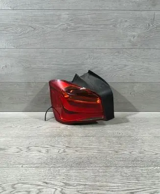 BMW 1 F20 F21 Rear/tail lights 7359017 F03601000 1052469