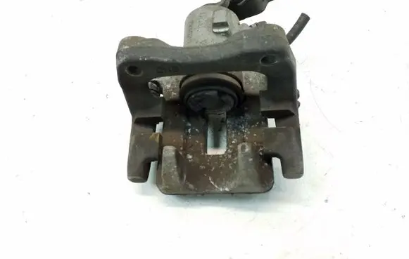 Volkswagen Jetta VI Rear brake caliper