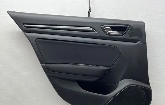 Rear door card panel trim