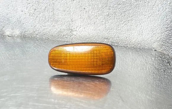 Opel Astra G Front fender indicator light 90560403
