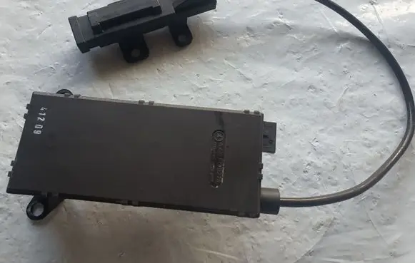 Mercedes-Benz SL R230 Keyless (KESSY) go control unit/module A2308200075 5WK48012