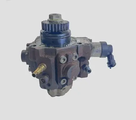 Renault Laguna III Fuel injection high pressure pump 8200690744 4816054 0445010223