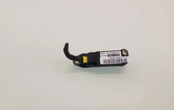 Mercedes-Benz S W220 Airbag deployment crash/impact sensor 2208204426