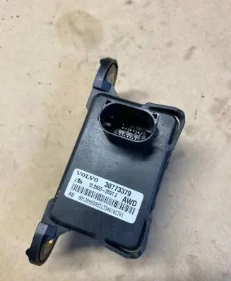 Volvo XC70 ESP (stability system) control unit 30773379 10098005312 20980053133346102